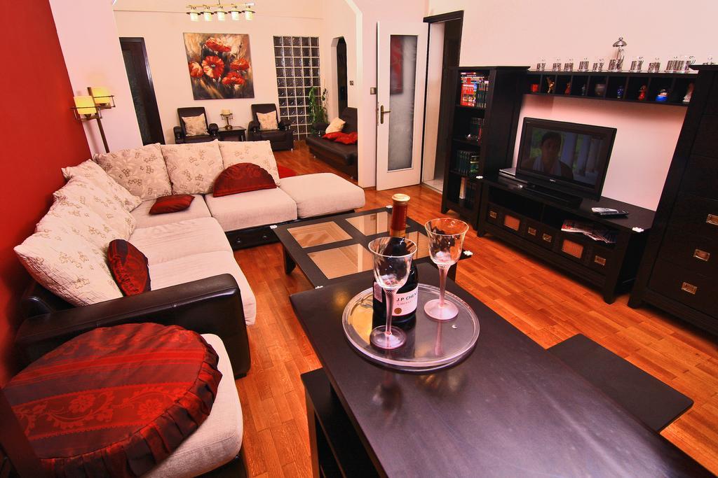 Nirvana Accommodation 부쿠레슈티 외부 사진