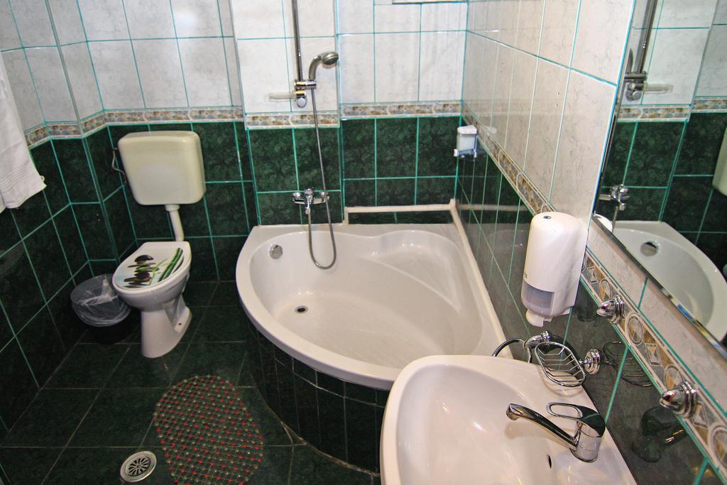 Nirvana Accommodation 부쿠레슈티 외부 사진